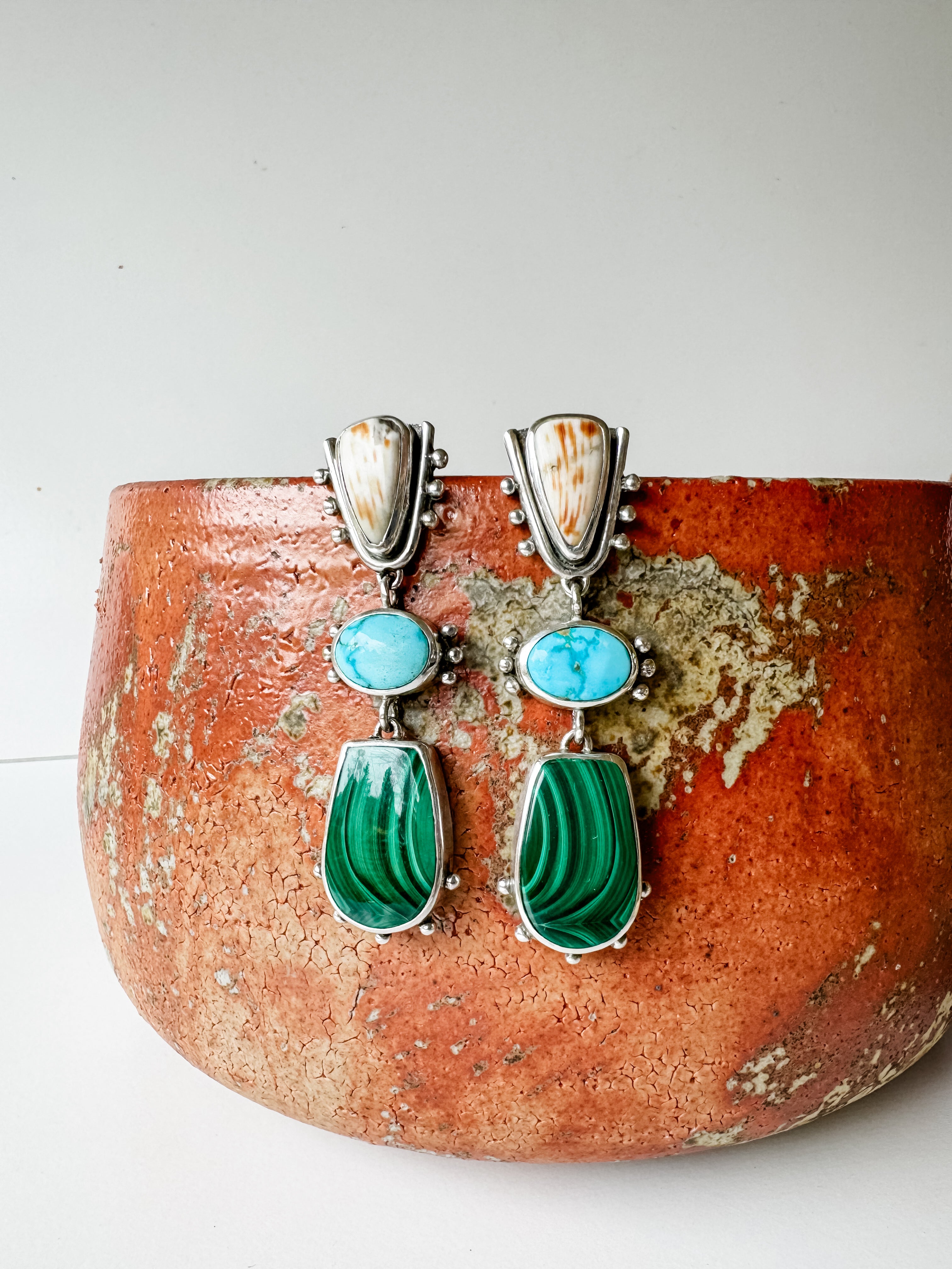 Stone-Keeper dangle earrings