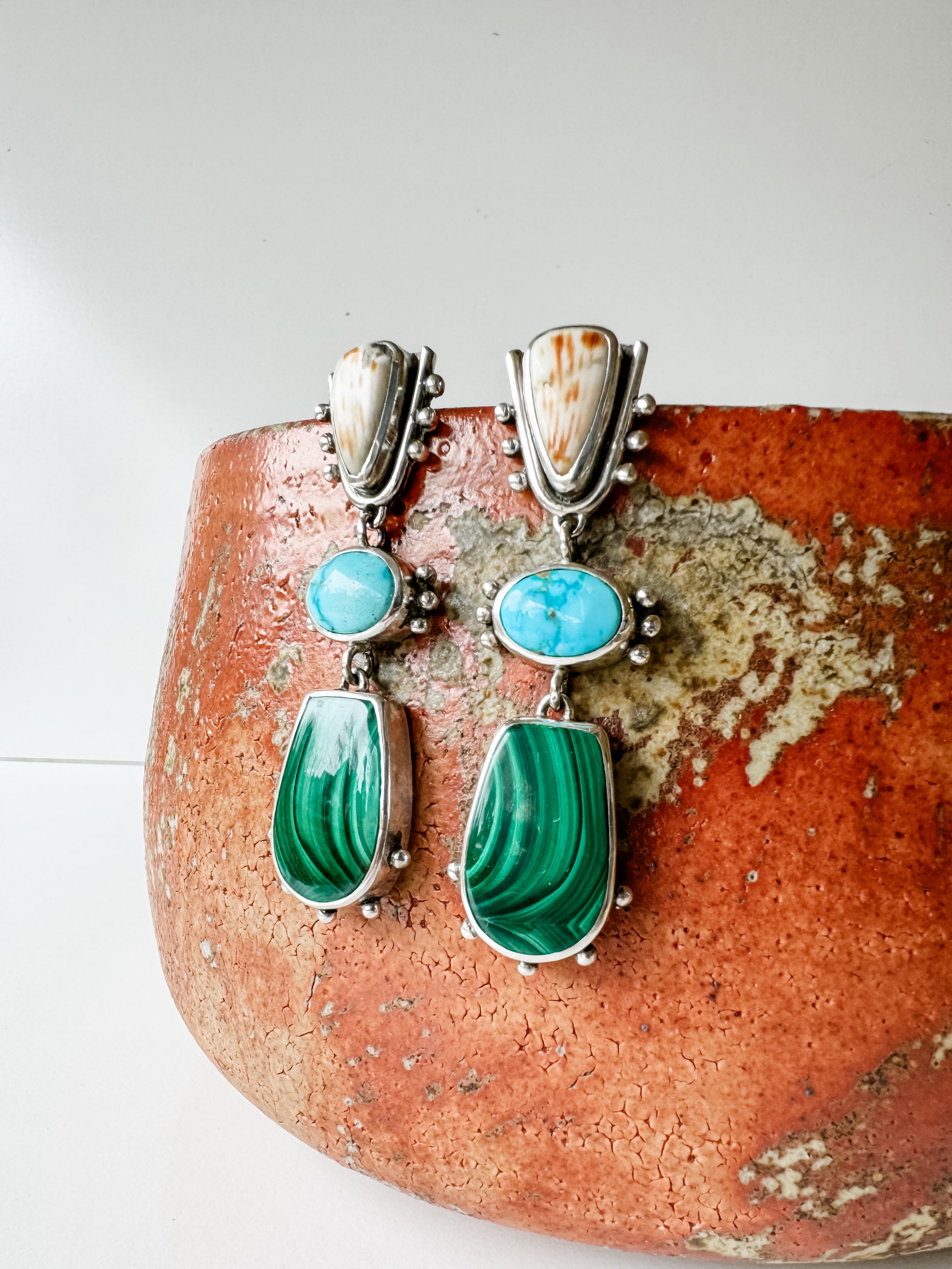 Stone-Keeper dangle earrings