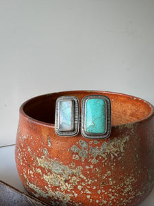 Double Time, Split-Shank Ring with Timberline Turquoise and flashy, Rainbow Moonstone