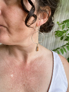 Stamped Drop-Hoops in Sterling Silver with Hairy clam shell stones